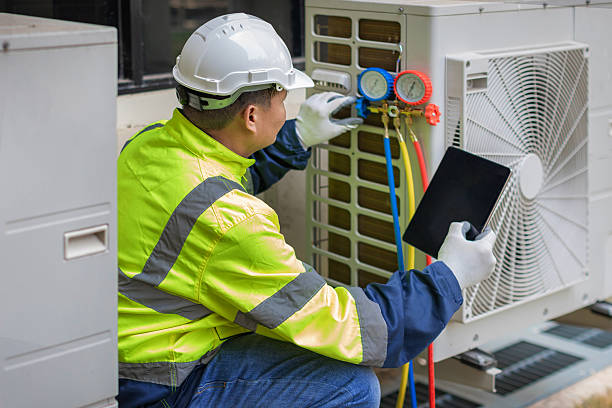 Professional Hvac technician working in Thurmond, NC